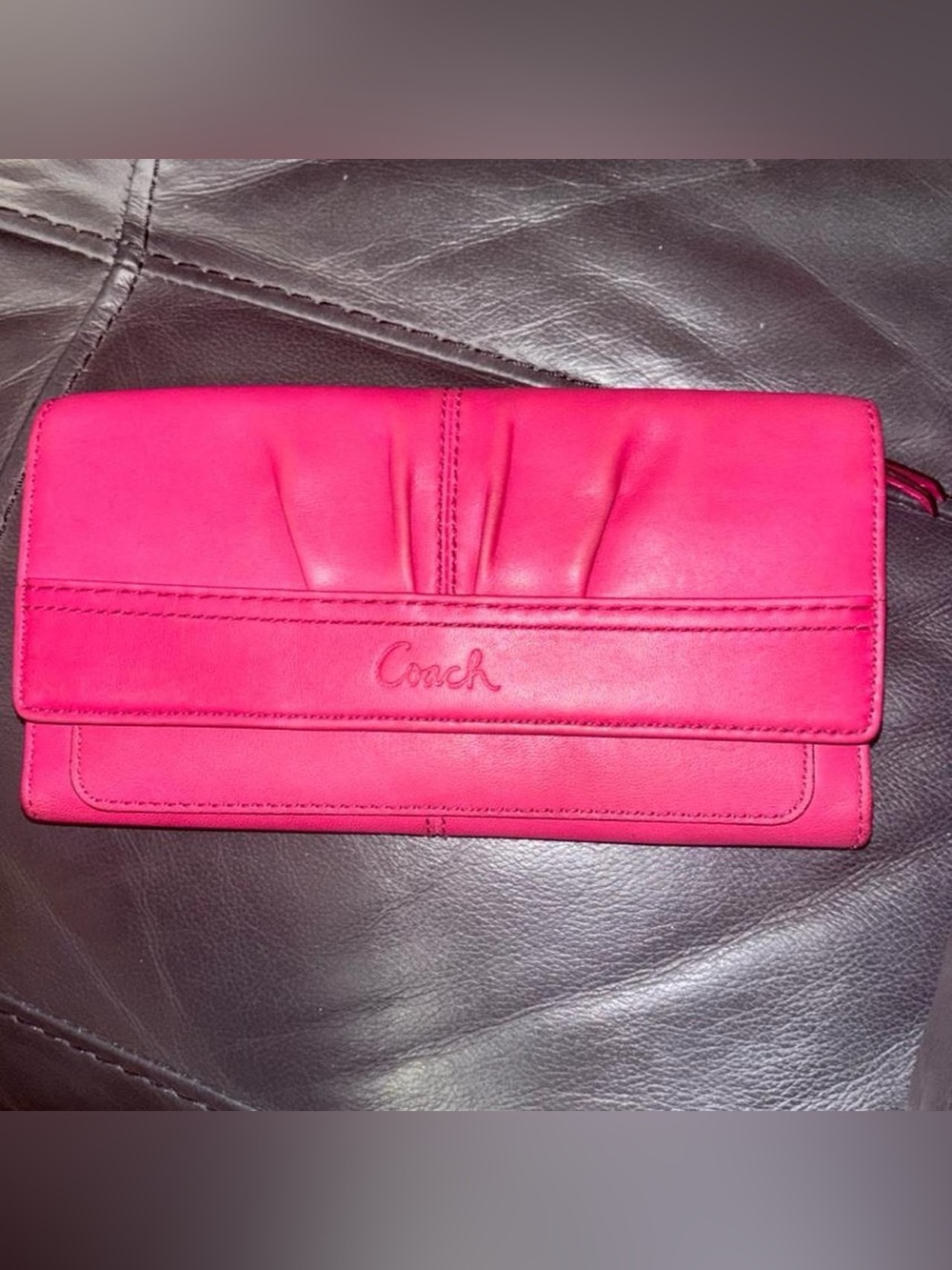 Vintage Coach Soho Pleated Leather Tri-Fold Wallet